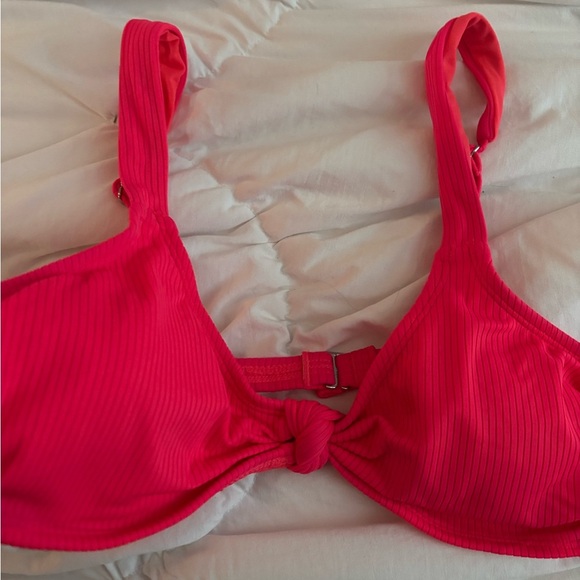 bathing suite top - Picture 2 of 4